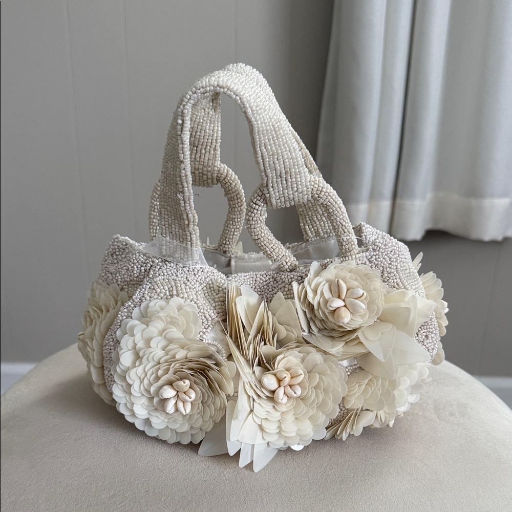 Elegant Cream Floral Beaded Handbag